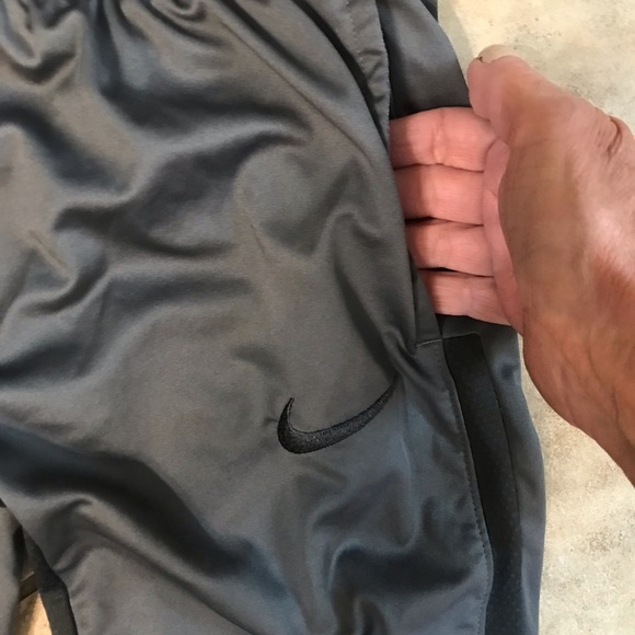 👟NIKE DRI FIT Track Pants - Picture 5 of 8